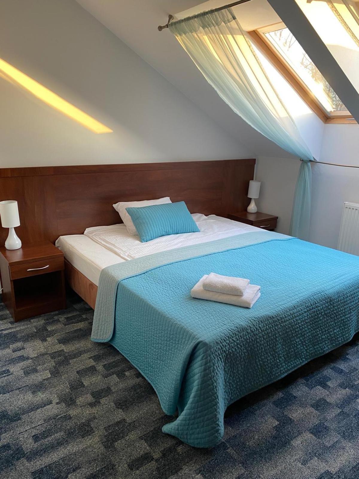 Hotel Restauracja Cztery Pory Roku Orneta Exteriér fotografie
